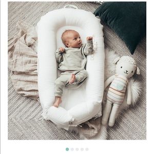 DockAtot. Comes with its own packaging